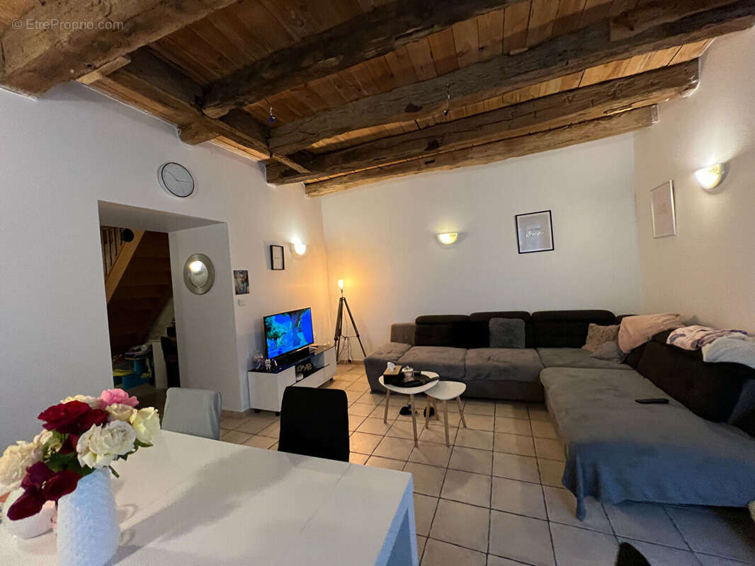 Maison à MONTPEZAT-DE-QUERCY