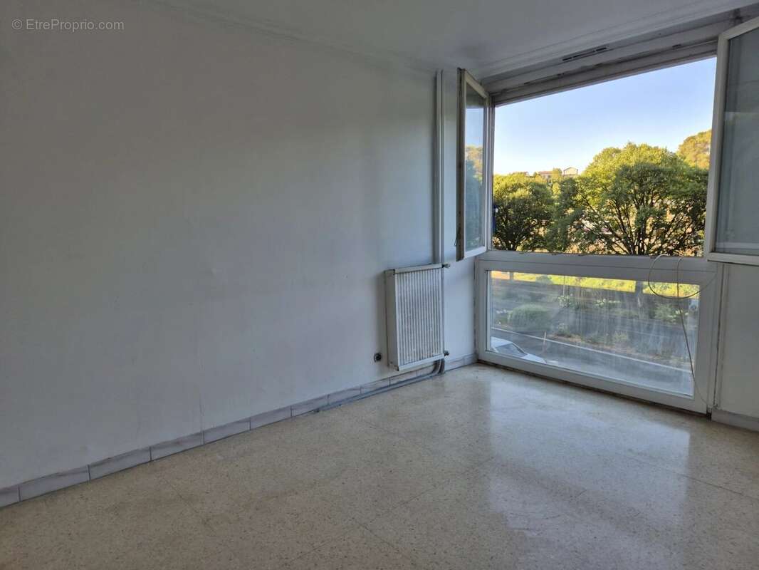 Appartement 96 m2  type 4 - photo 4