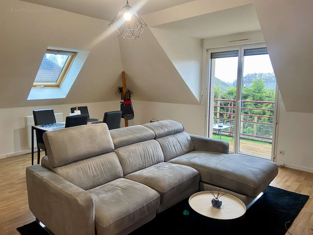 Appartement à JANZE