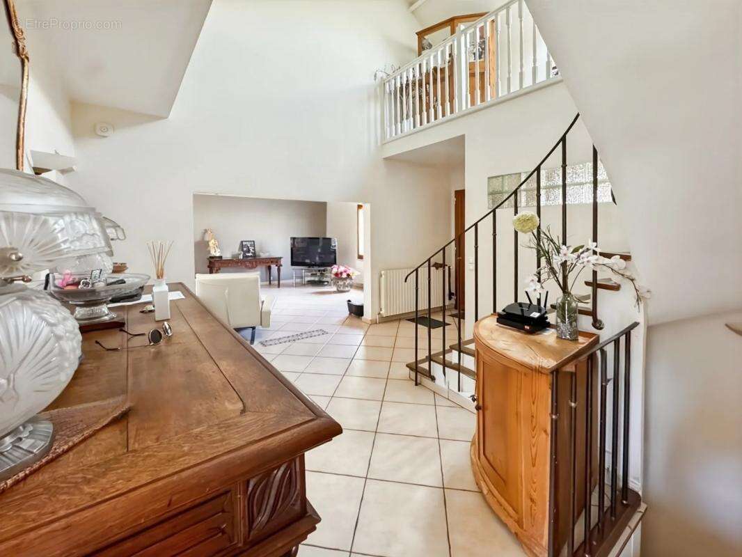 Maison à VAUX-SUR-SEINE