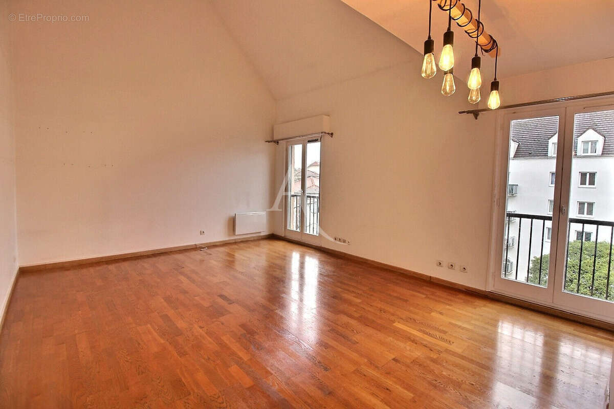 Appartement à THIAIS