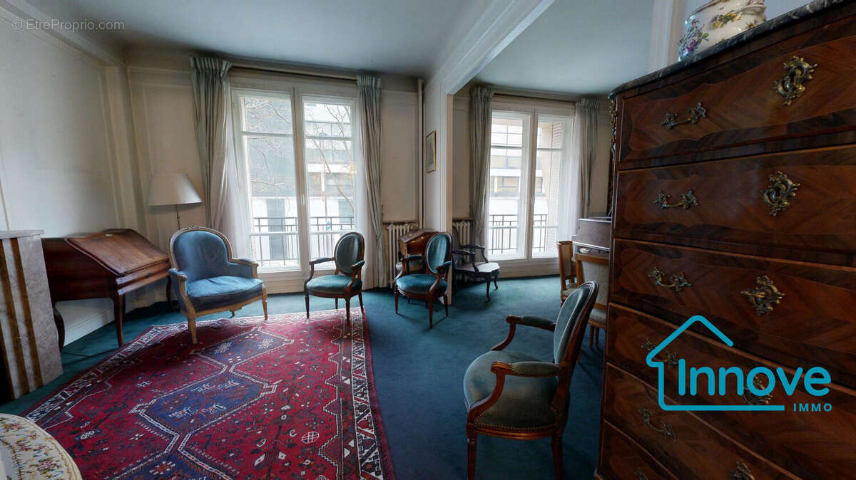 Appartement à PARIS-15E