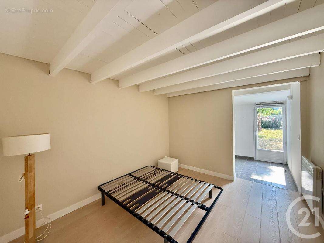 Maison à VILLENEUVE-LES-MAGUELONE