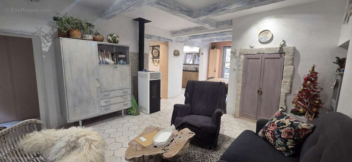 Maison à SAINT-QUENTIN-LA-POTERIE