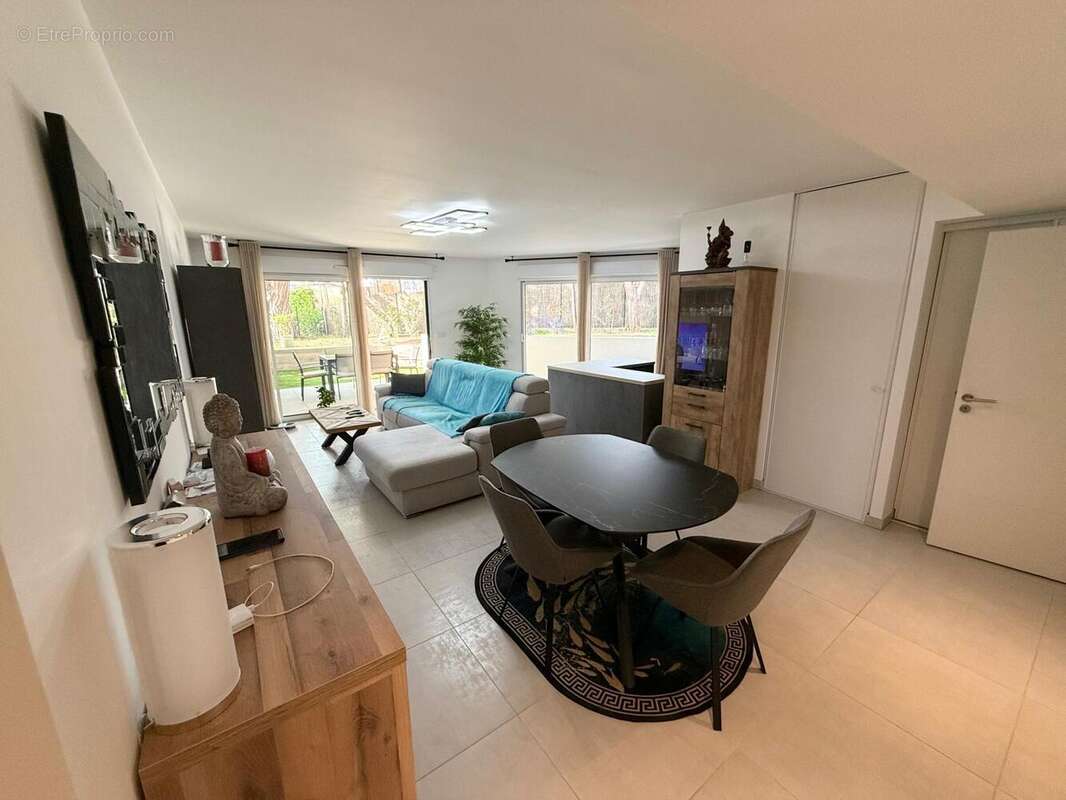 Photo 2 - Appartement à FREJUS