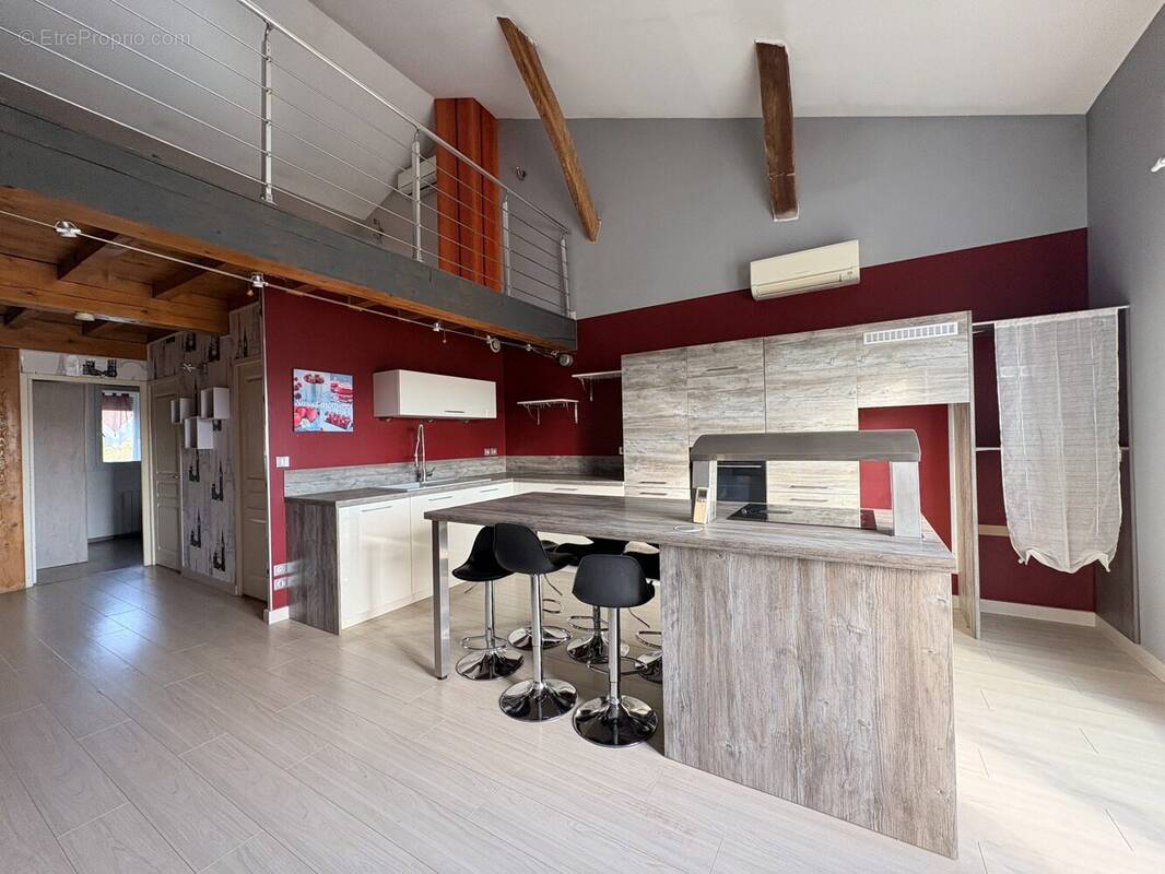 Appartement à MOIDIEU-DETOURBE