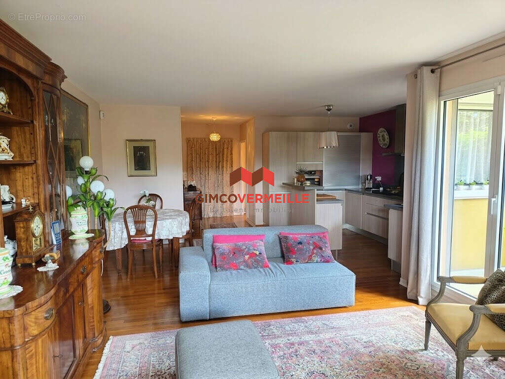 Appartement à RUEIL-MALMAISON