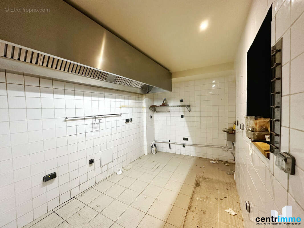 Local à vendre écusson montpellier centrimmo cuisine étage - Commerce à MONTPELLIER