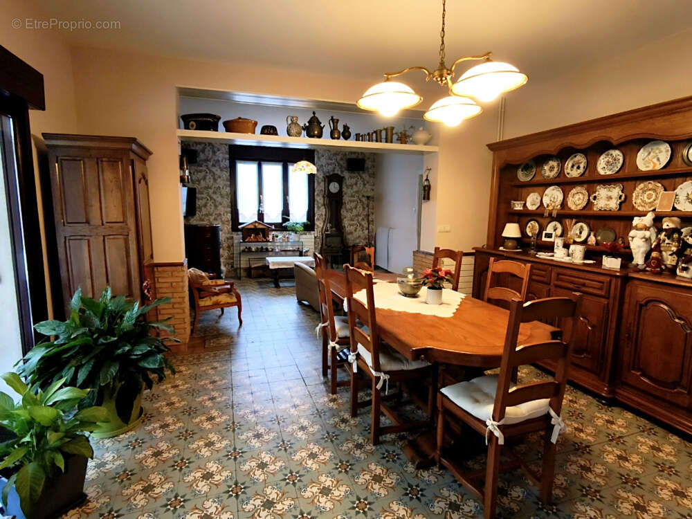 Maison à NEUVILLE-SAINT-VAAST