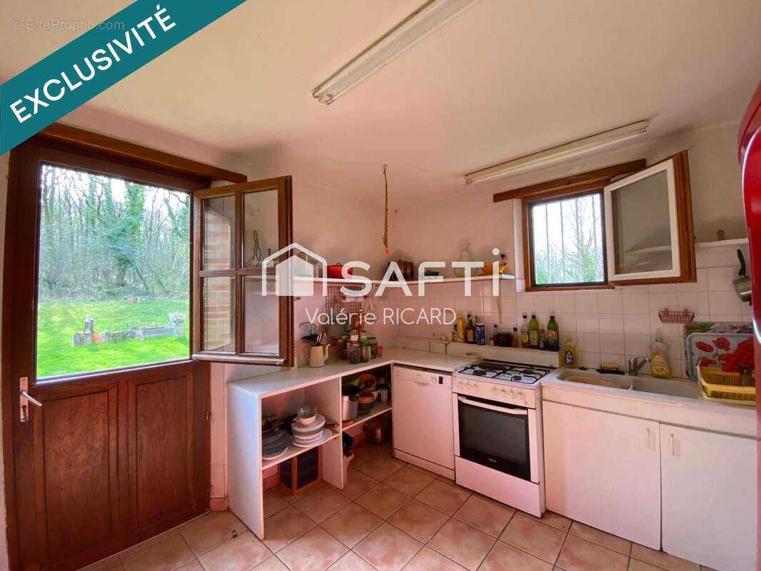 Maison 210 m² à Vaissac  - photo 9