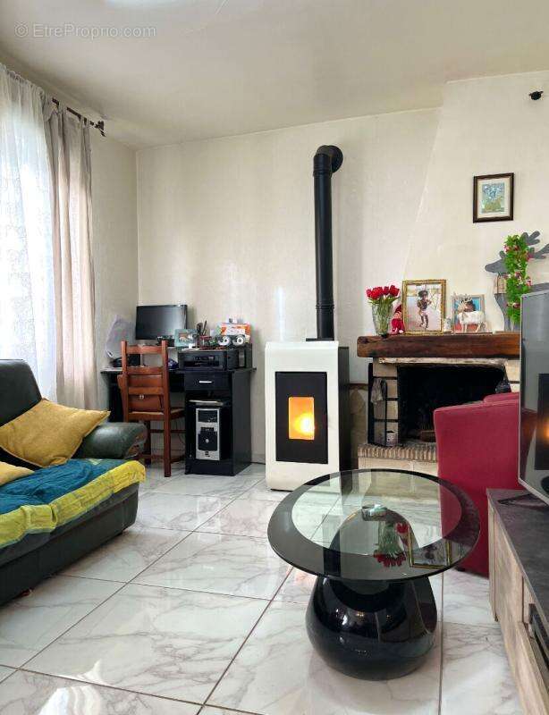 Maison à Chauny 3 pièce(s) 70 m2 + Dépendance - photo 3