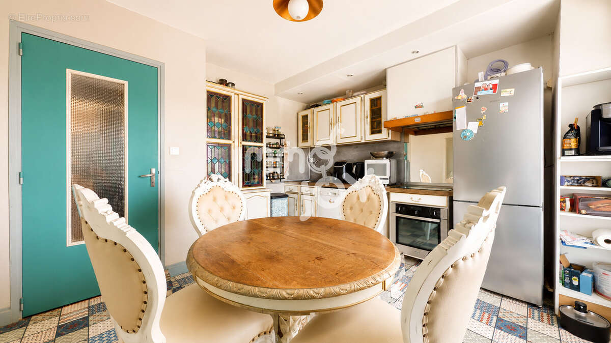 Appartement à CAZERES