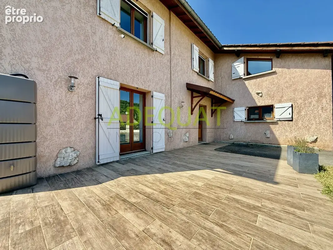 CESSIEU 'CENTRE VILLAGE', maison / 3 chambres / garage / terrain de 266m2... - photo 3