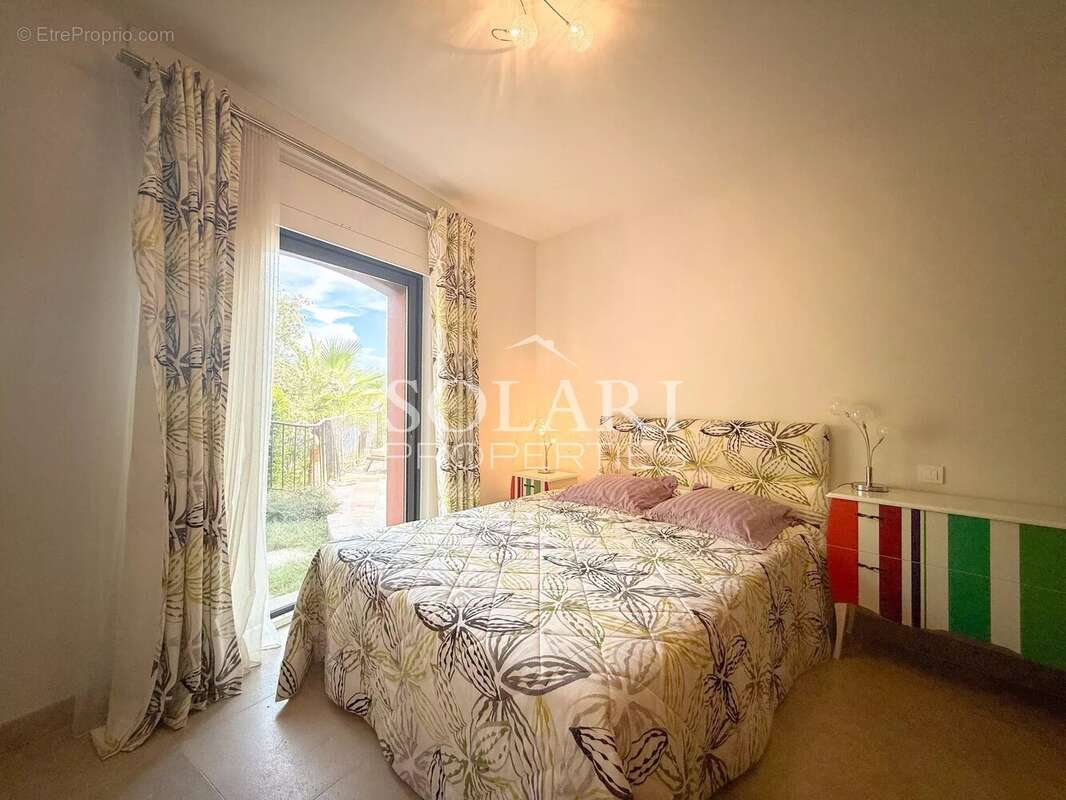 Maison à THEOULE-SUR-MER