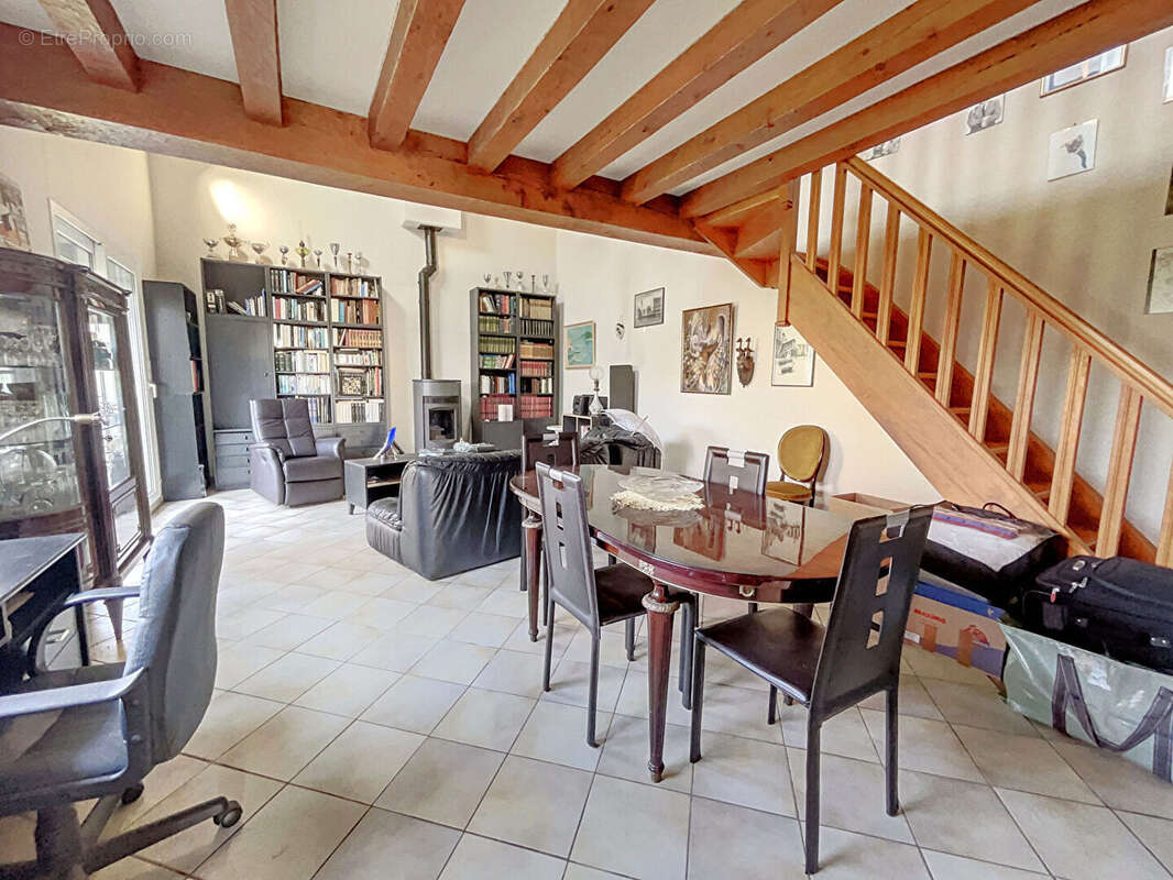 Maison proche gare 160 m2 - photo 3