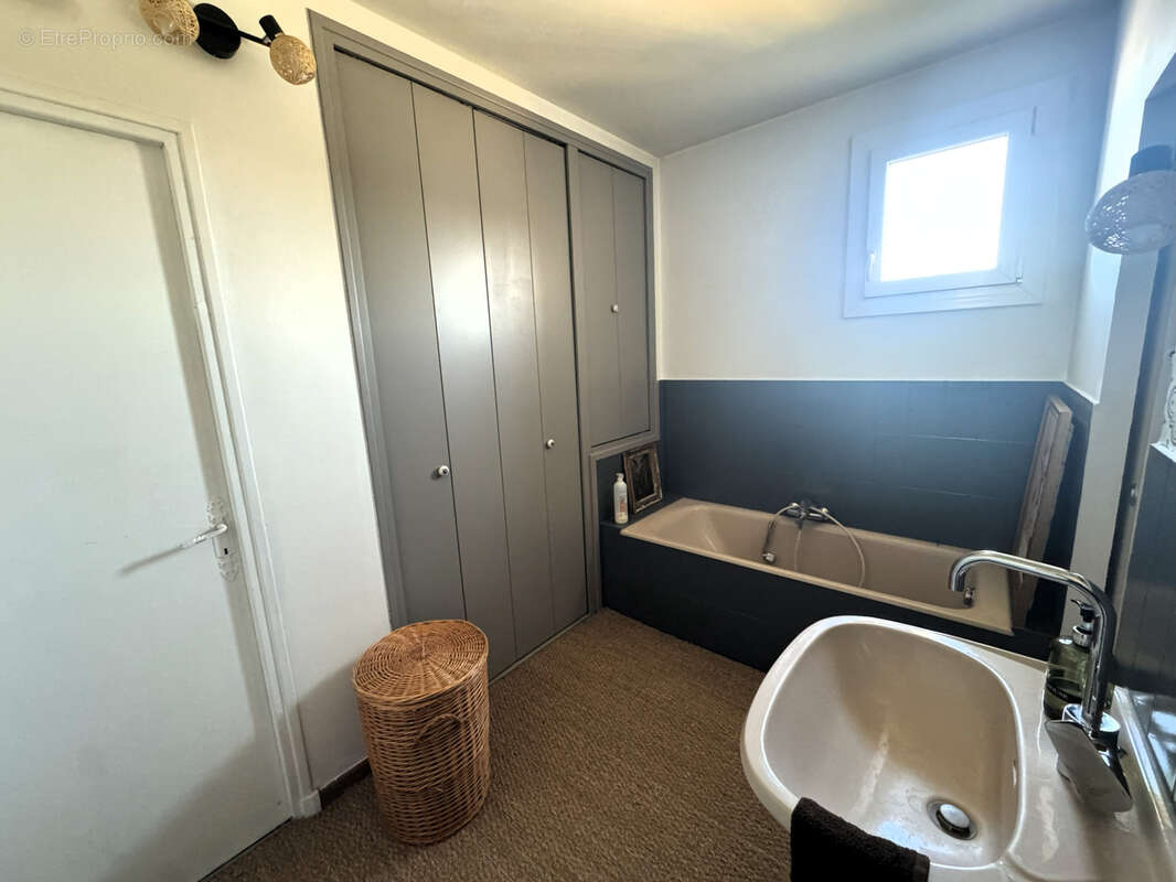 Maison à CHATEAUNEUF-DU-RHONE