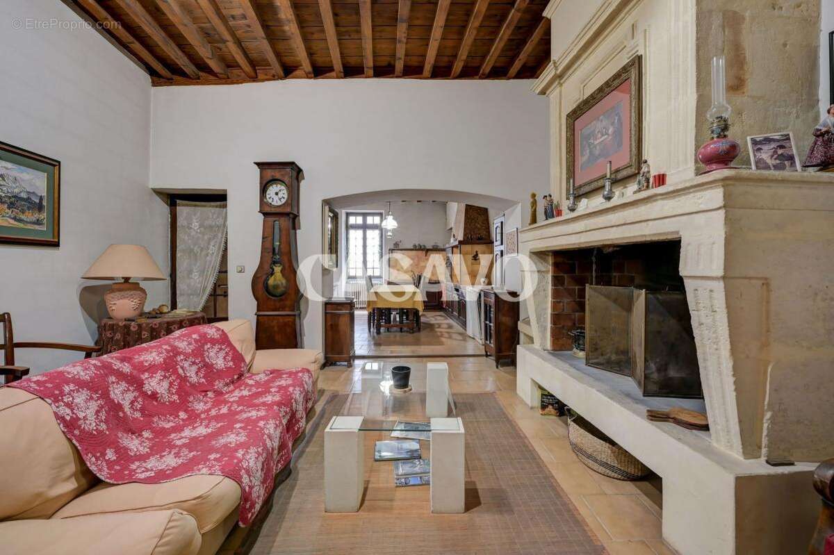 Vente Maison 3 pièces de 110m² - 13200 Arles - photo 4
