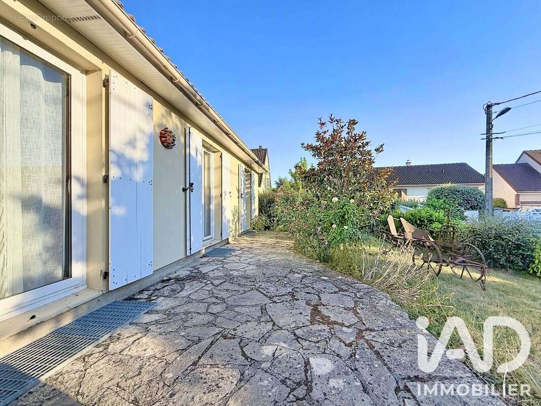 Maison 104 m² à Chartres  - photo 3