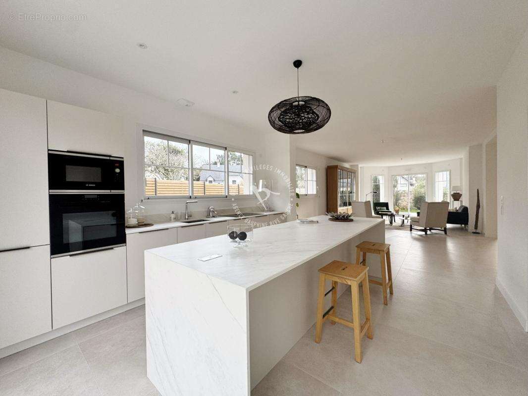 Maison à LE POULIGUEN