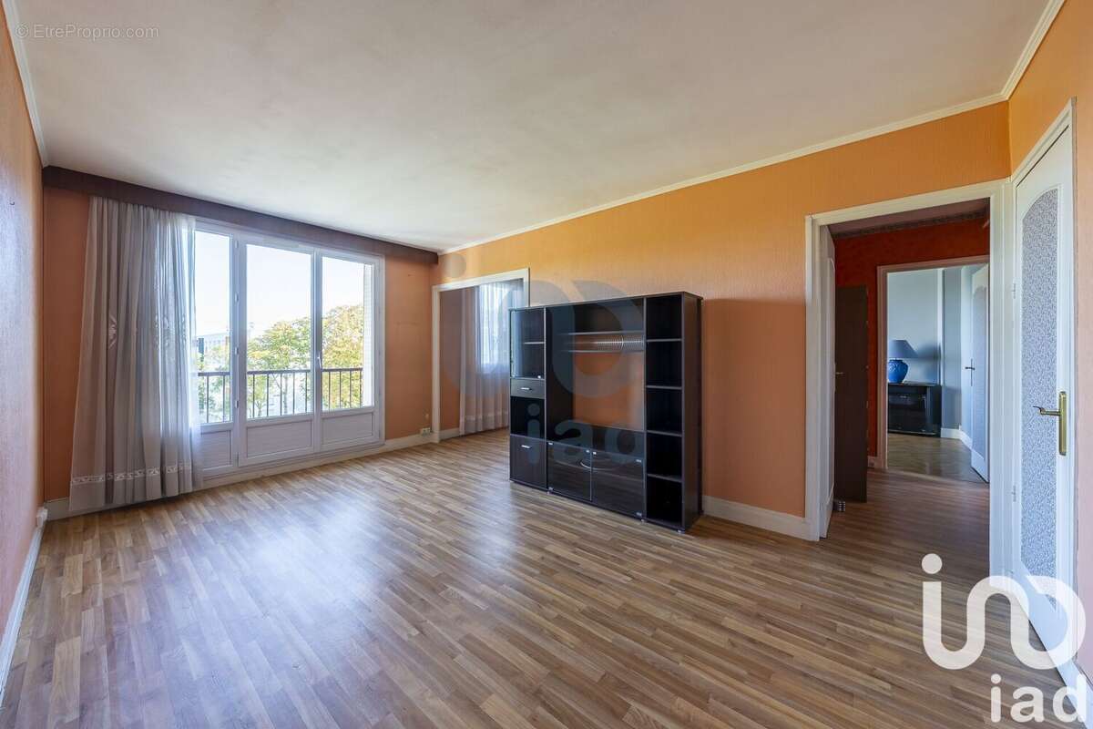 Photo 3 - Appartement à VIRY-CHATILLON