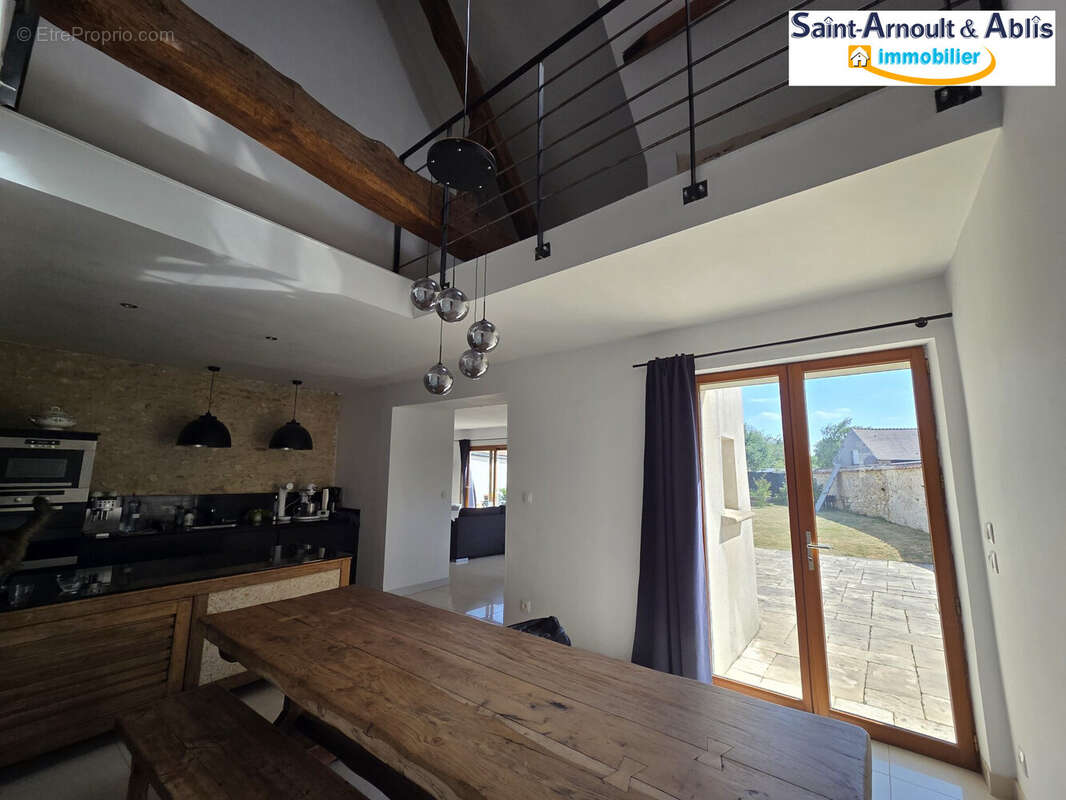 Maison 181 m² à Boinville-Le-Gaillard  - photo 3