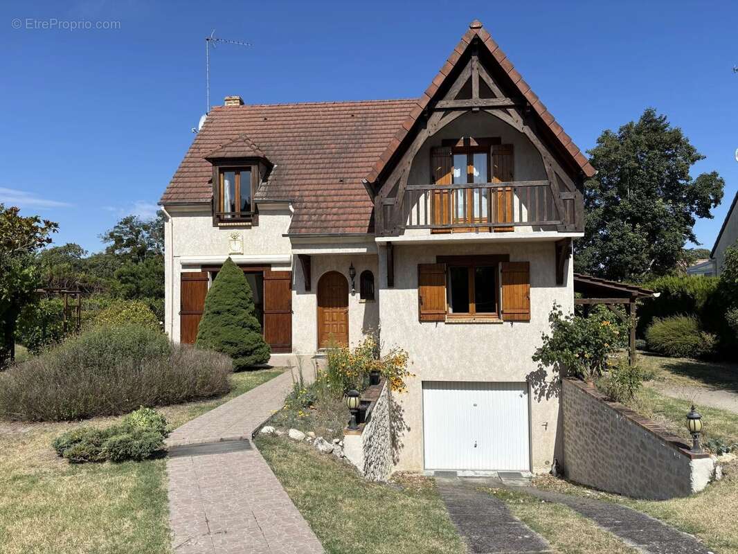 Maison à MAISSE