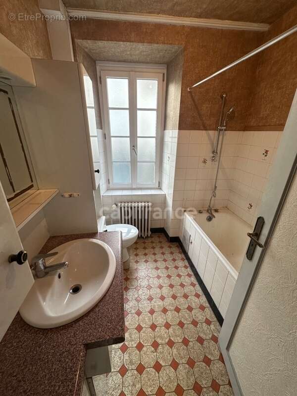 Appartement à CARHAIX-PLOUGUER