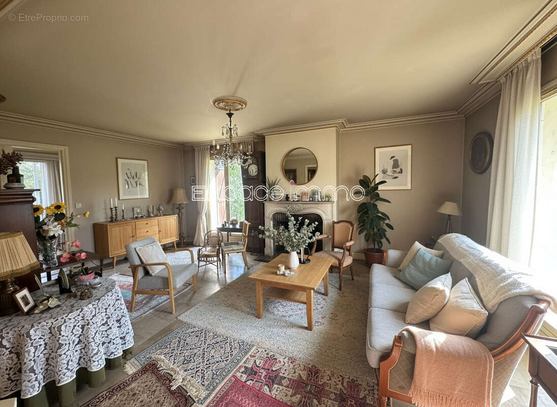 Maison à QUINCAMPOIX