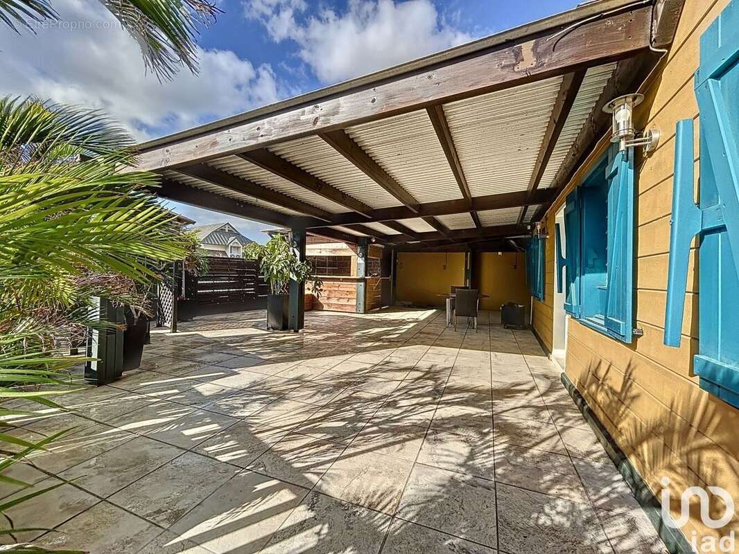 Photo 9 - Commerce à SAINT-DENIS