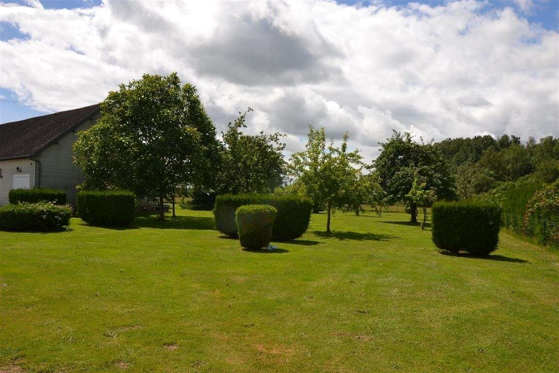 Maison 169 m² à Saint-Evroult-Notre-Dame-Du-Bois  - photo 15