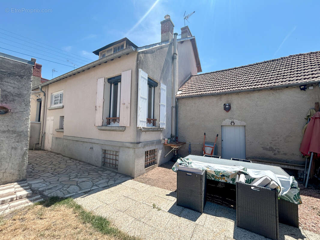 Maison centre-ville de Commentry - photo 15