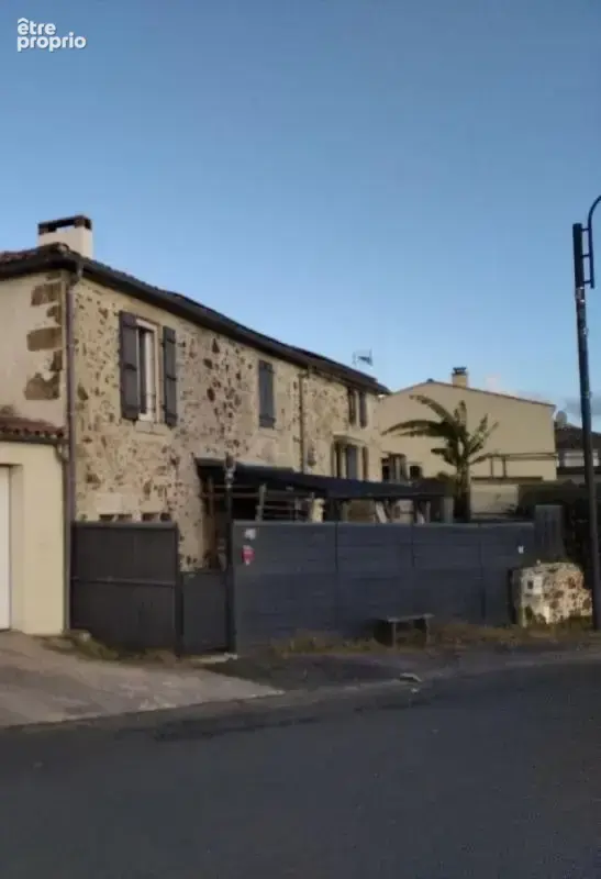 Maison à MERVENT