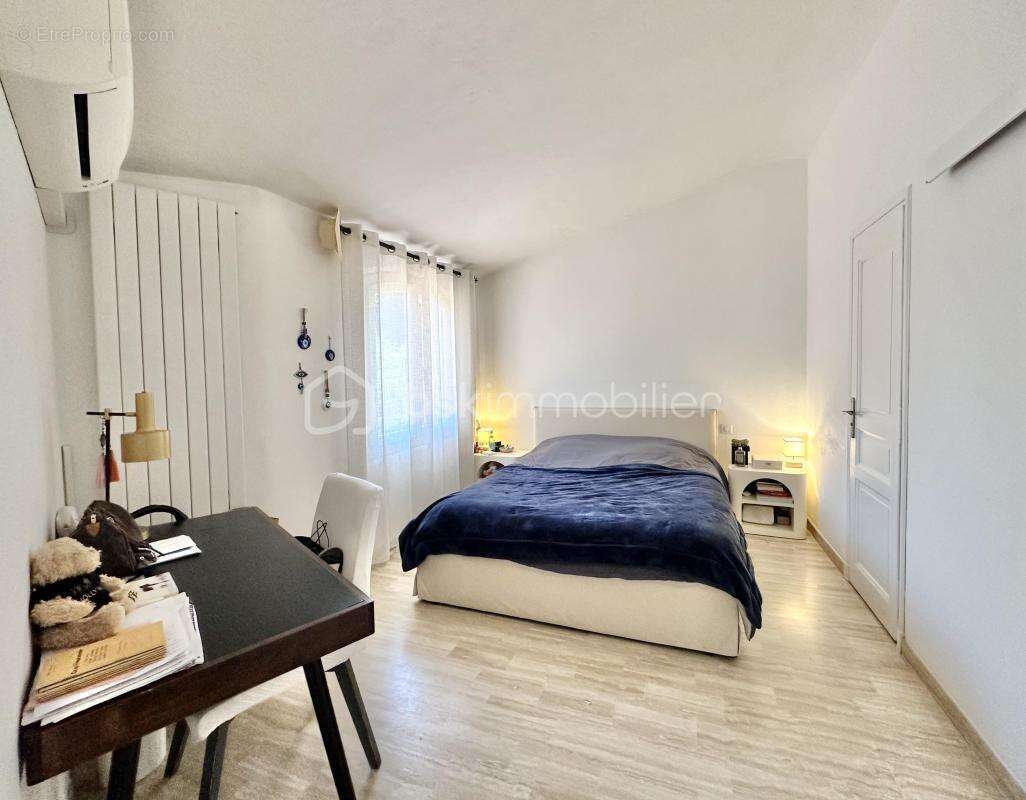Cannes - petit juas - a vendre -  villa de charme 177m2 - jardin, piscine chauffée, double garage - au calme a 10min de la crois - photo 16
