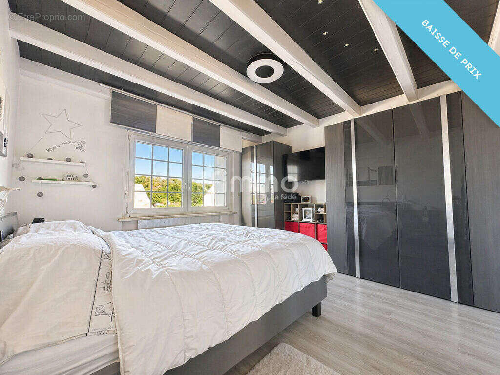 Maison 186,37 m2 T6/7 avec véranda - photo 9