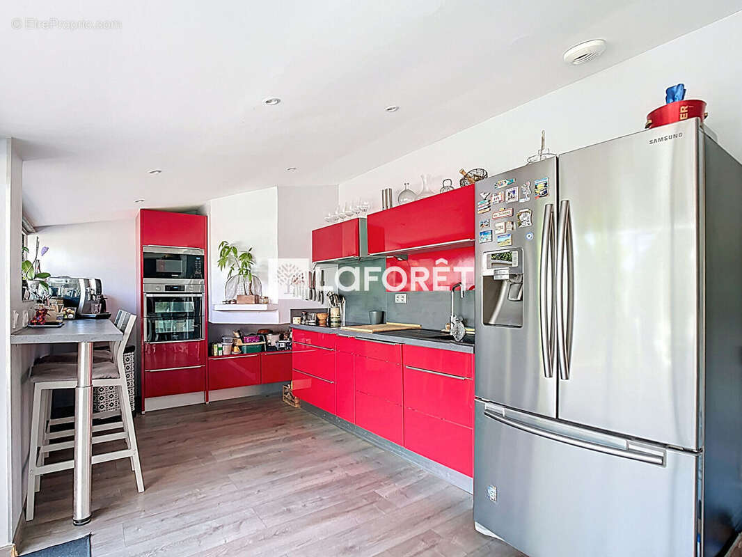 Maison à SAINT-DIDIER-DE-FORMANS