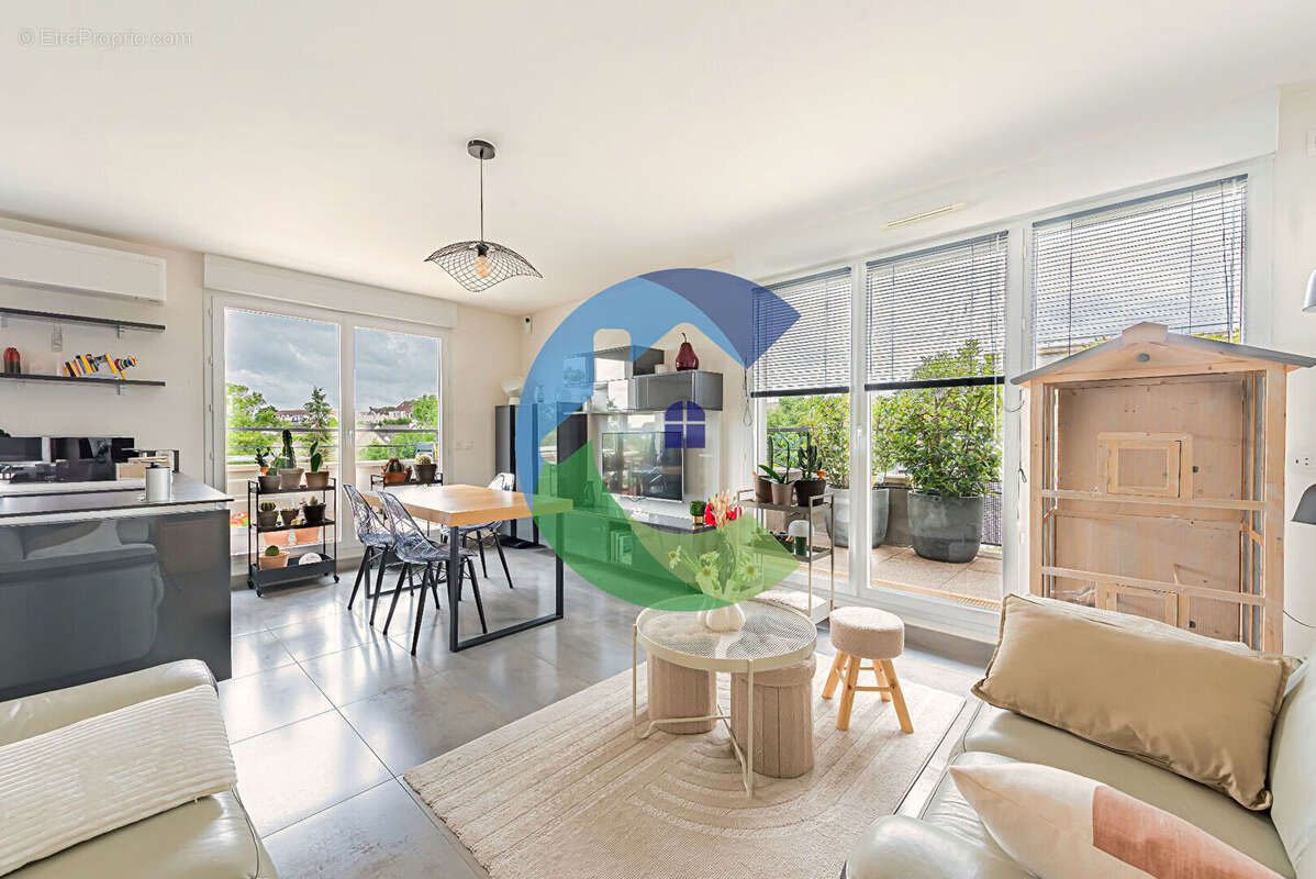 Appartement à EPINAY-SUR-ORGE