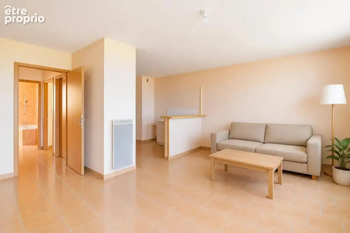 Appartement de 5 pièces de 98 m² à Ruoms - photo 5