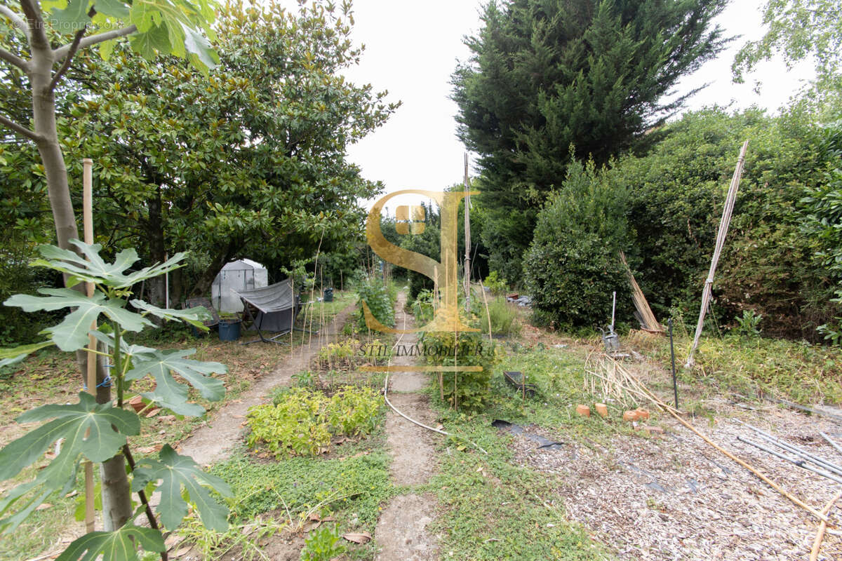 Maison à JUVISY-SUR-ORGE