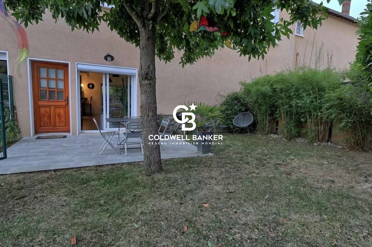 Appartement à CRAPONNE