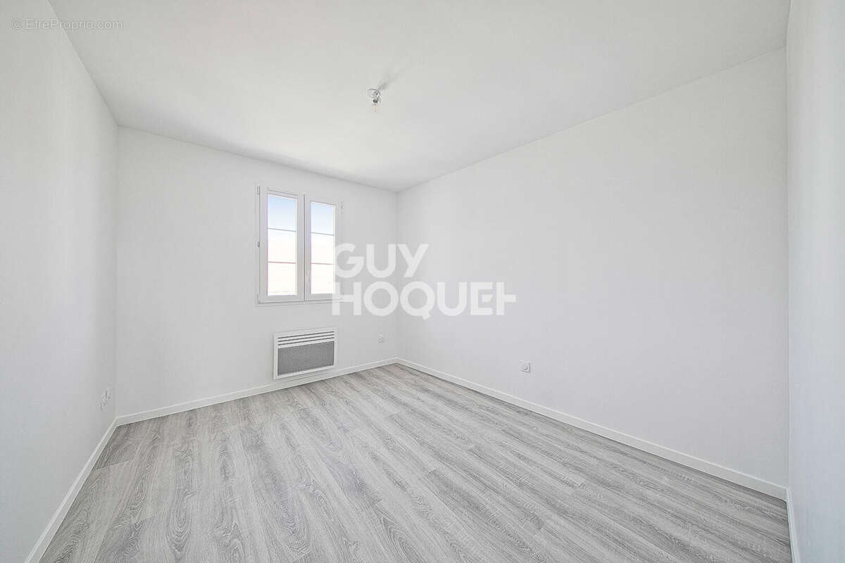 Maison à FONTENAY-TRESIGNY