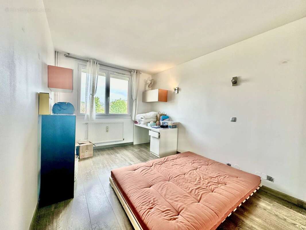 Appartement à SAINT-MAUR-DES-FOSSES