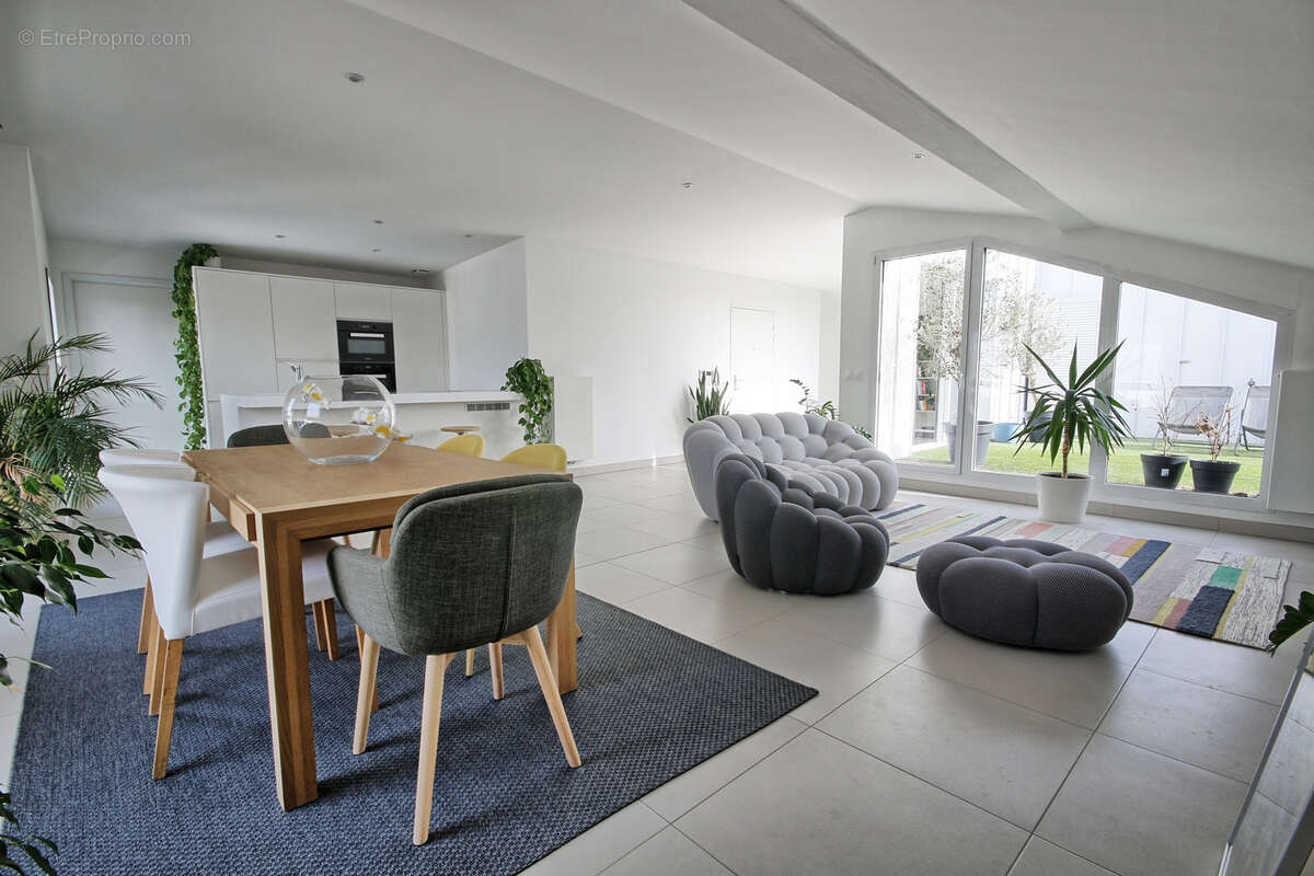 Appartement à BORDEAUX