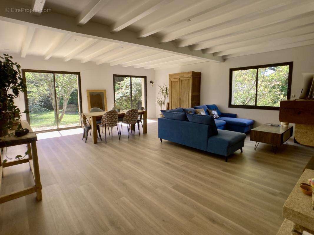 Maison à L'AIGUILLON-SUR-VIE