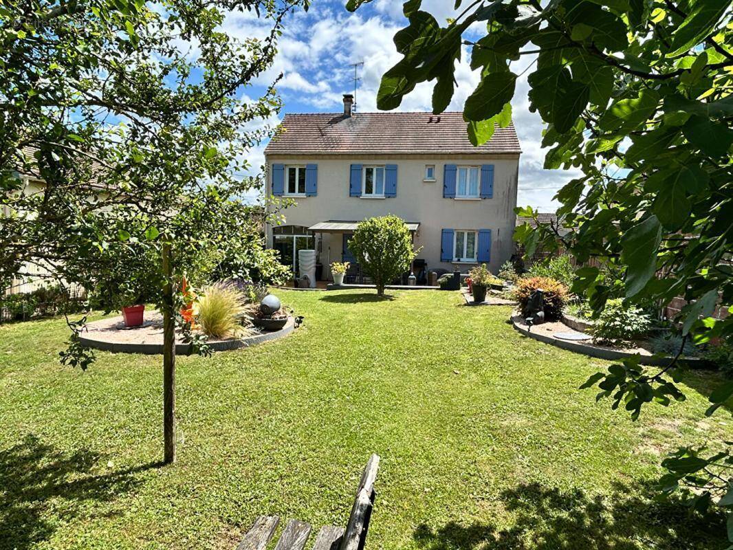 Maison à CHARS