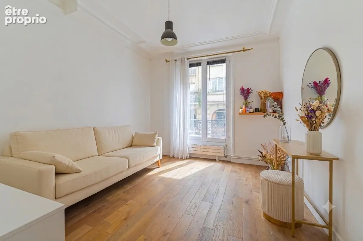 Appartement à PARIS-18E