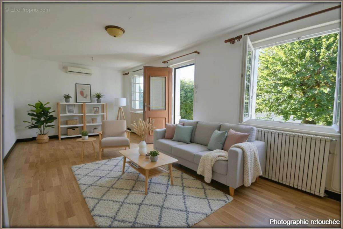 Maison à MOULEYDIER