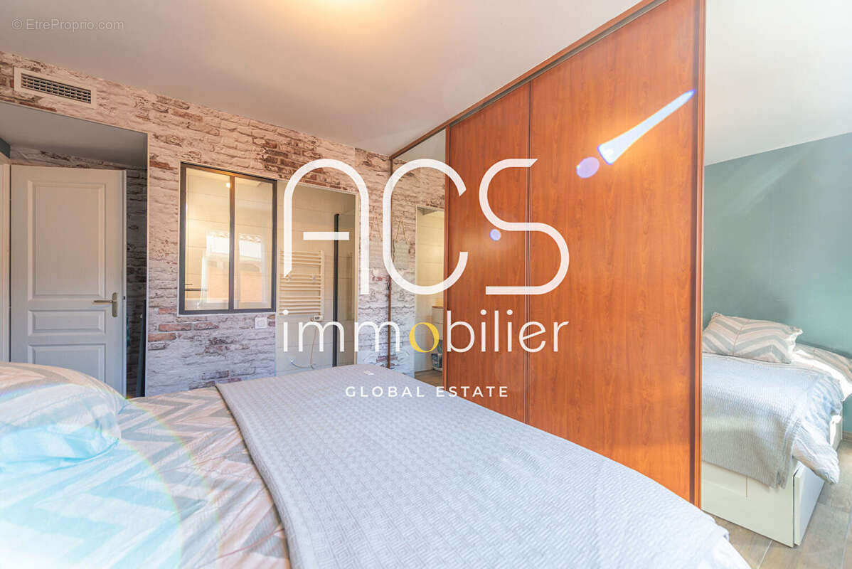 Maison à CHATEAUNEUF-LES-MARTIGUES