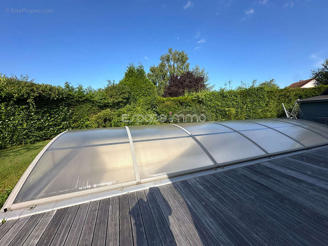 Maison à ISNEAUVILLE