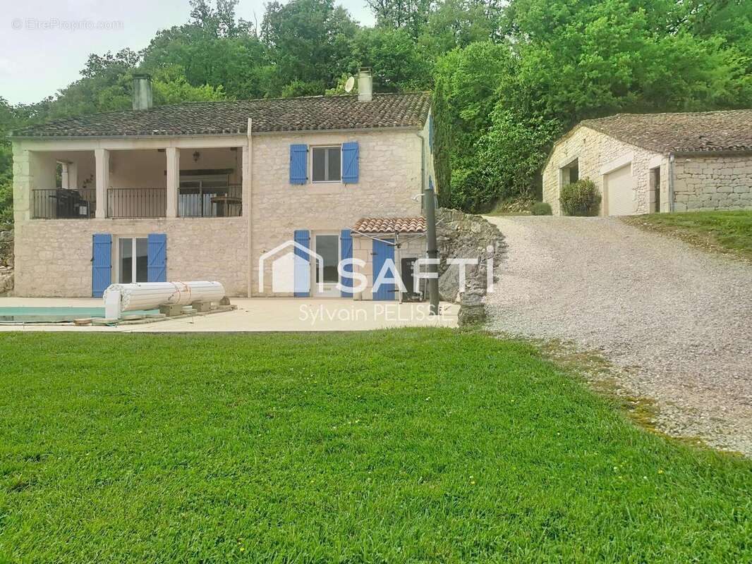 Photo 2 - Maison à CASTELNAU-MONTRATIER