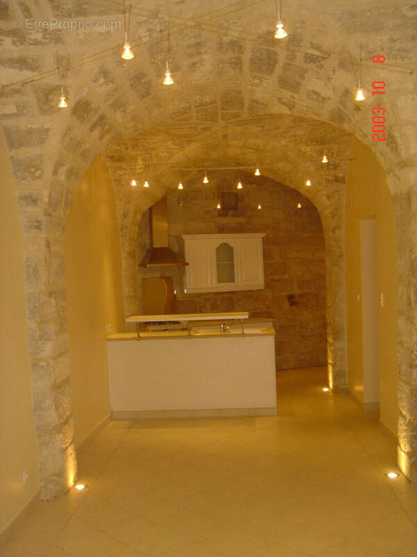 AVIGNON T3 intra muros avec grande cour privative au calme - photo 6